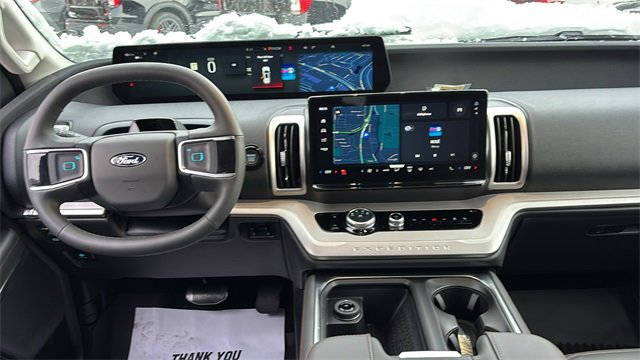 New 2025 Ford Expedition Active image 7