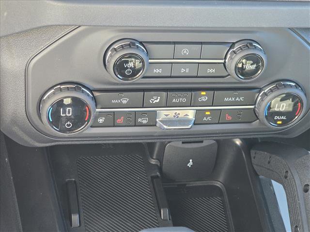 New 2025 Ford Bronco Badlands image 16