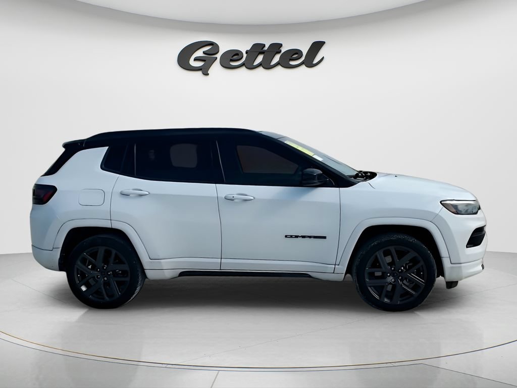 Used 2025 Jeep Compass Limited w/ High Altitude Package AWD/4WD image 4