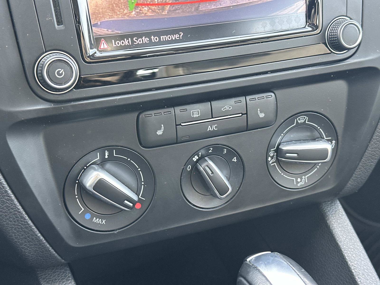 Used 2018 Volkswagen Jetta SE image 30