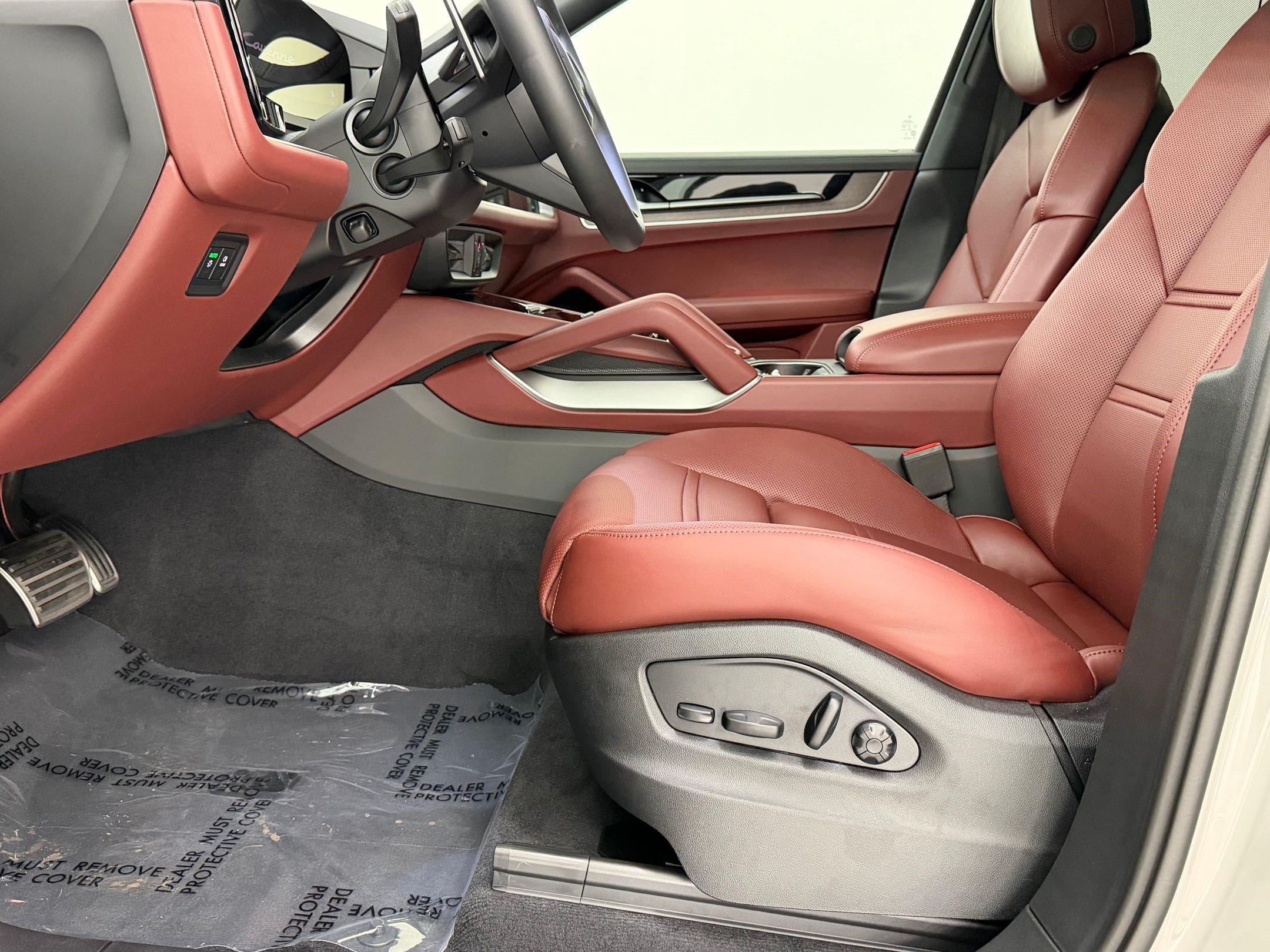 New 2026 Porsche Cayenne AWD/4WD image 5