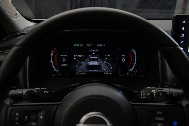 Used 2024 Nissan Rogue Platinum w/ Platinum Premium Package image 34