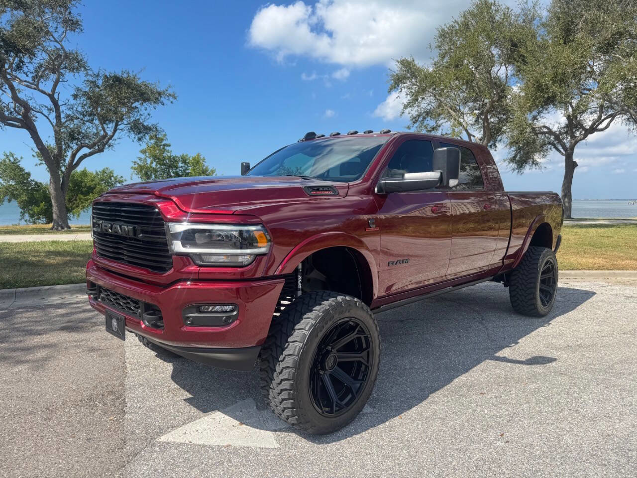 Used 2021 RAM 2500 Laramie image 1