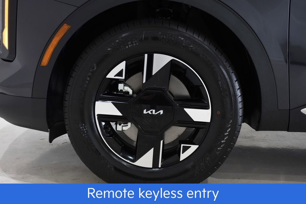 New 2026 Kia Sportage LX image 6