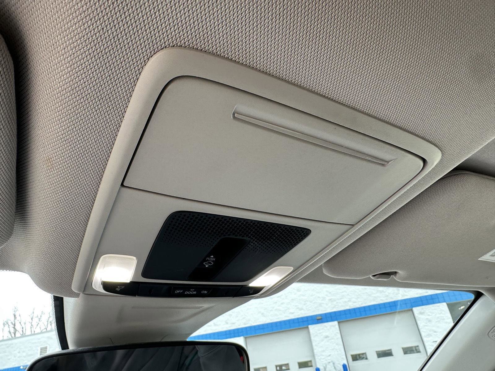 Used 2023 Honda CR-V EX image 32