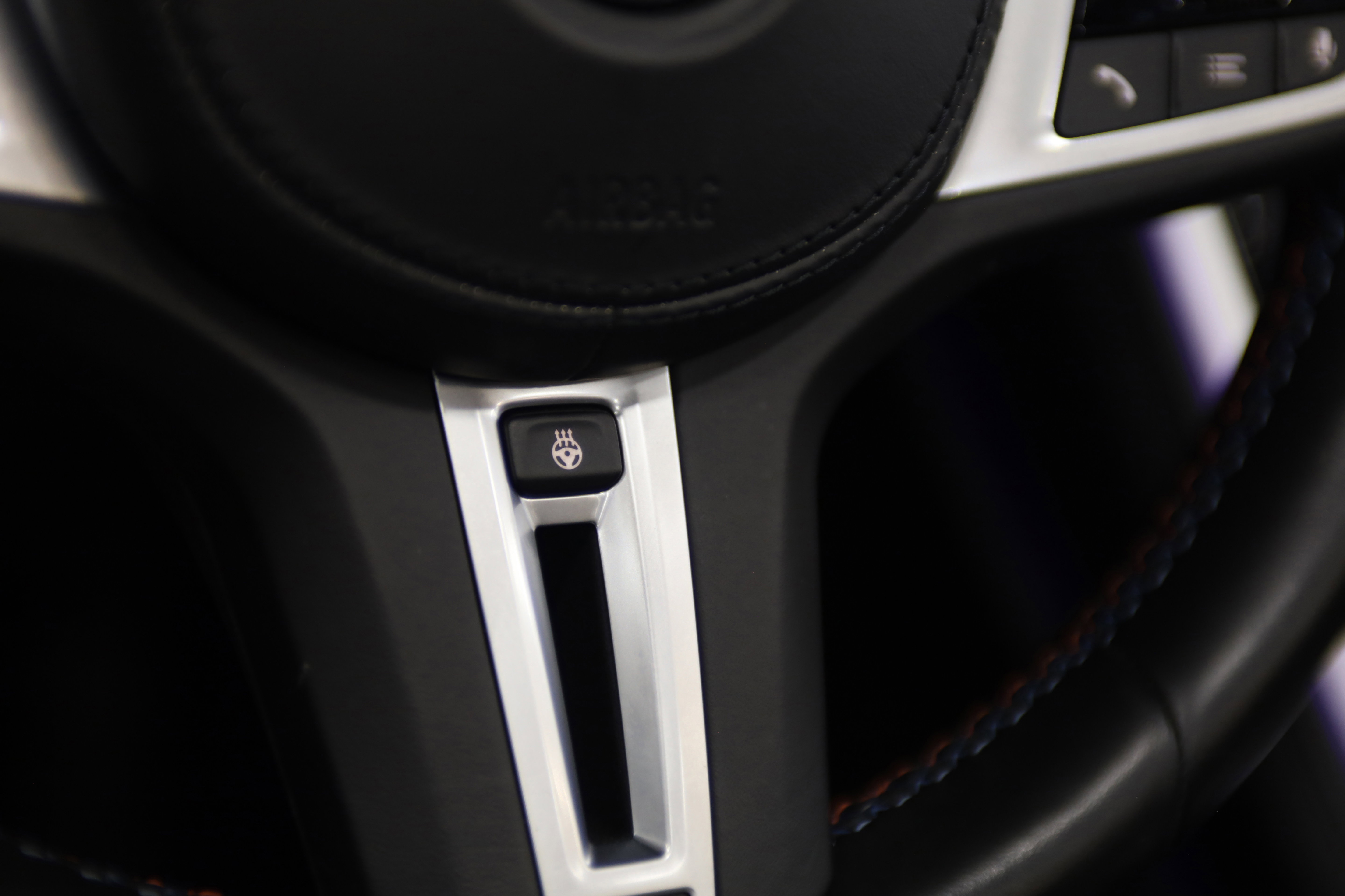 Used 2022 BMW M8 Competition w/ Driving Assistance Package image 26