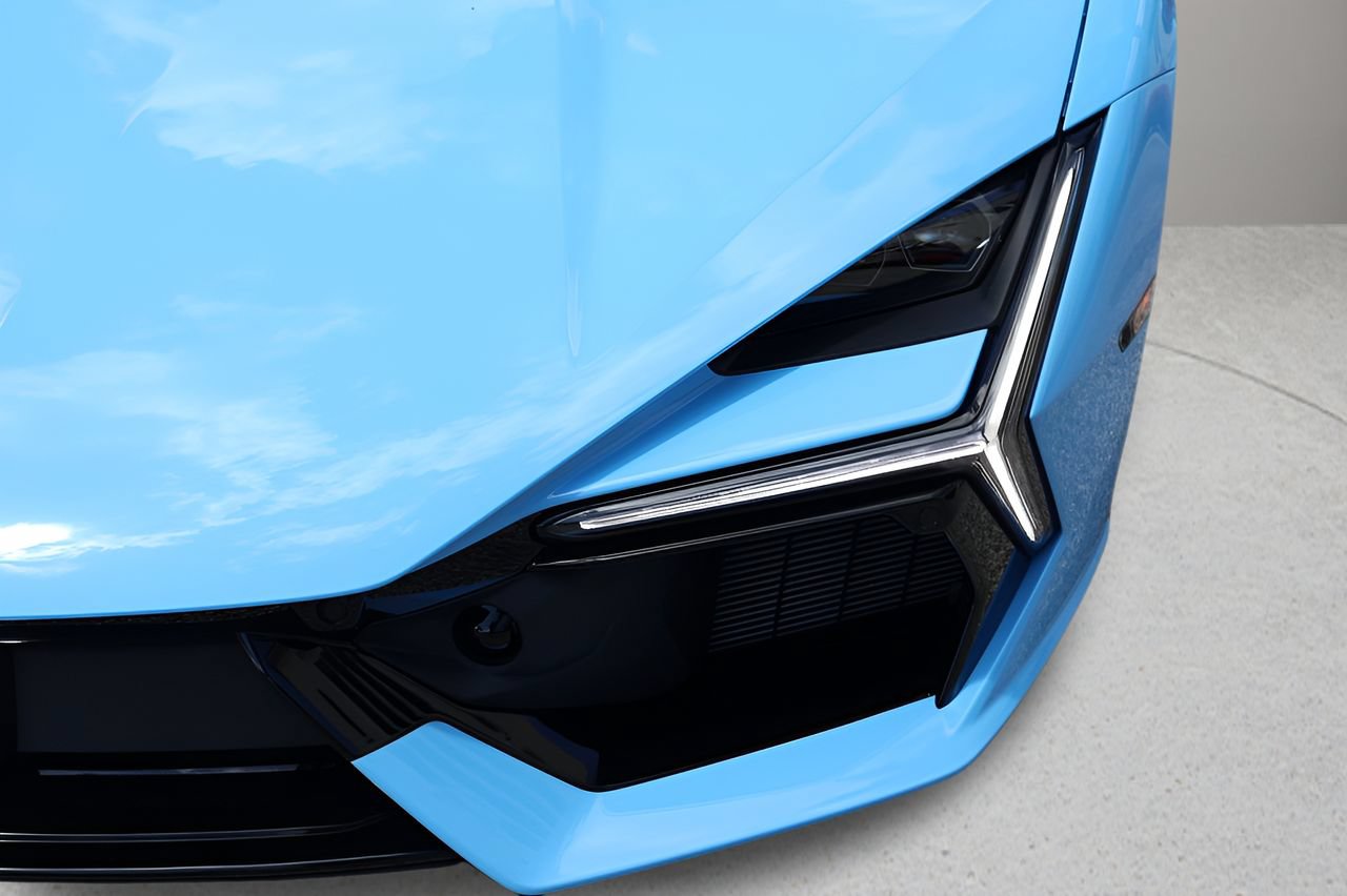 Used 2025 Lamborghini Revuelto AWD/4WD image 30
