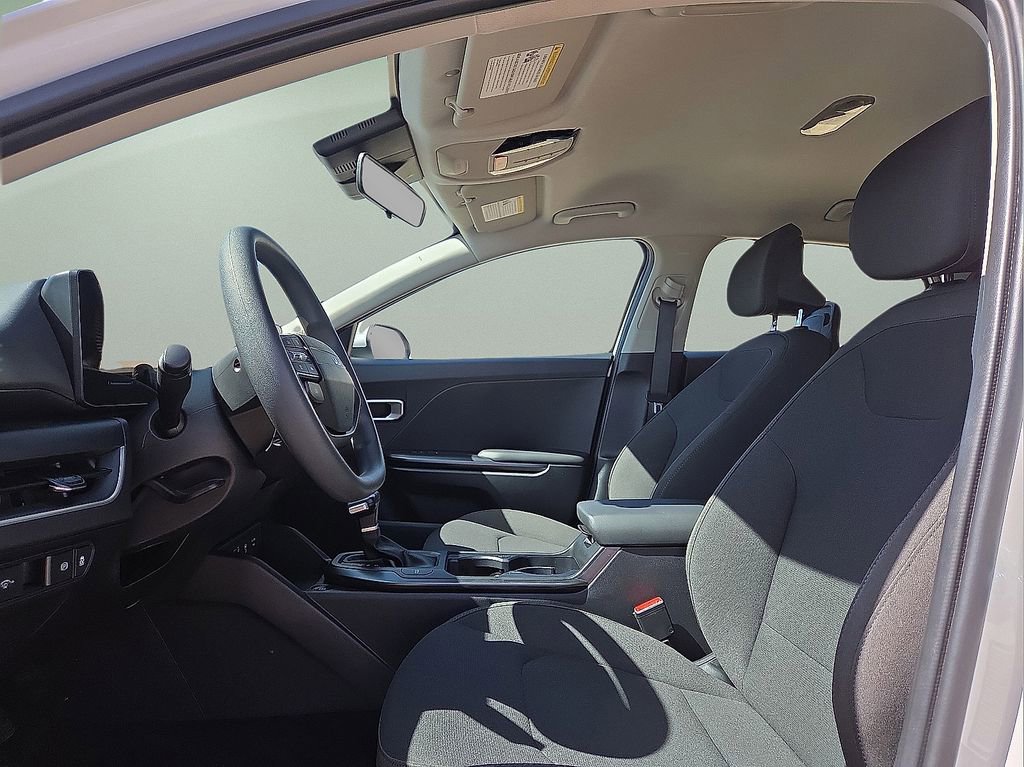 Used 2026 Kia K4 LXS image 24