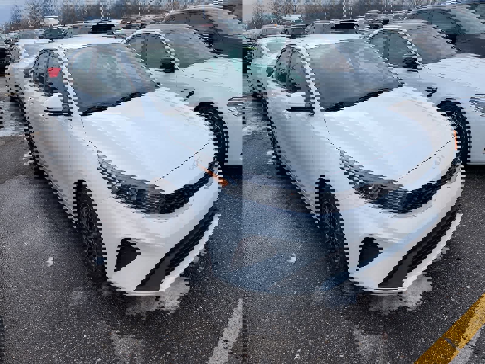 Used 2024 Kia Forte LXS image 18