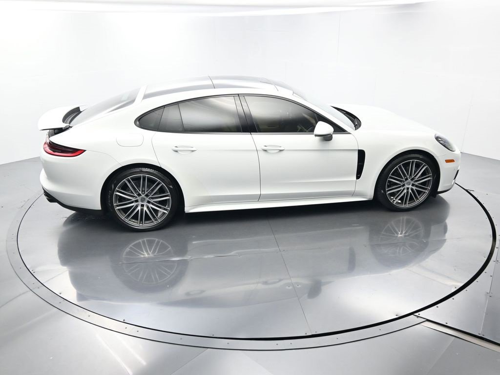 Used 2018 Porsche Panamera 4S image 37