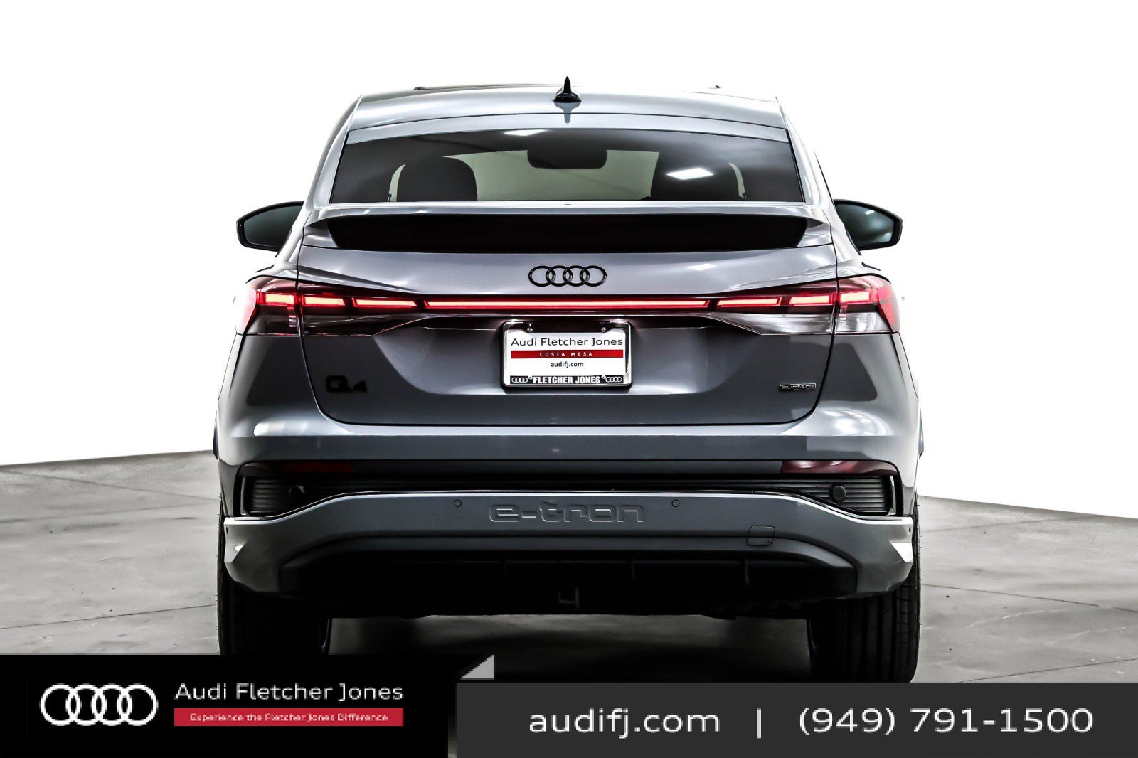 Used 2023 Audi Q4 e-tron Premium Plus w/ Premium Plus image 3