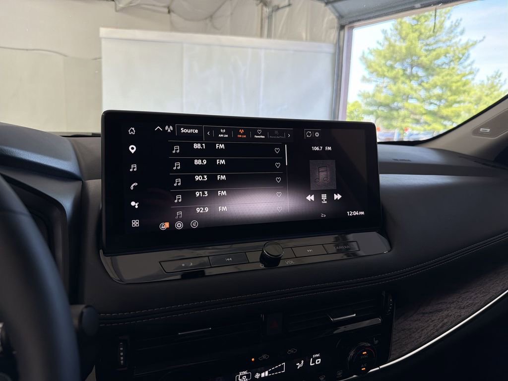 Certified 2026 Nissan Rogue Platinum w/ Platinum Premium Package image 26
