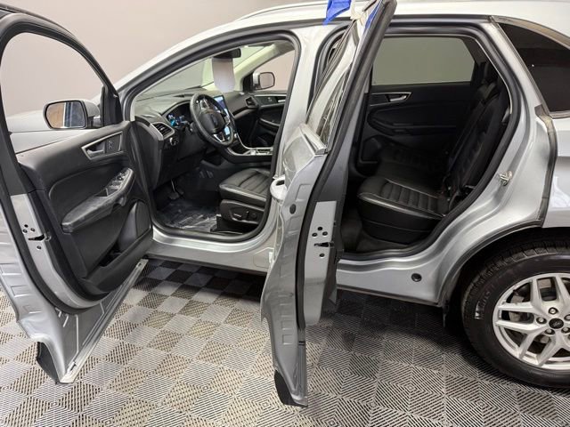 Used 2023 Ford Edge SEL w/ Convenience Package AWD/4WD image 13