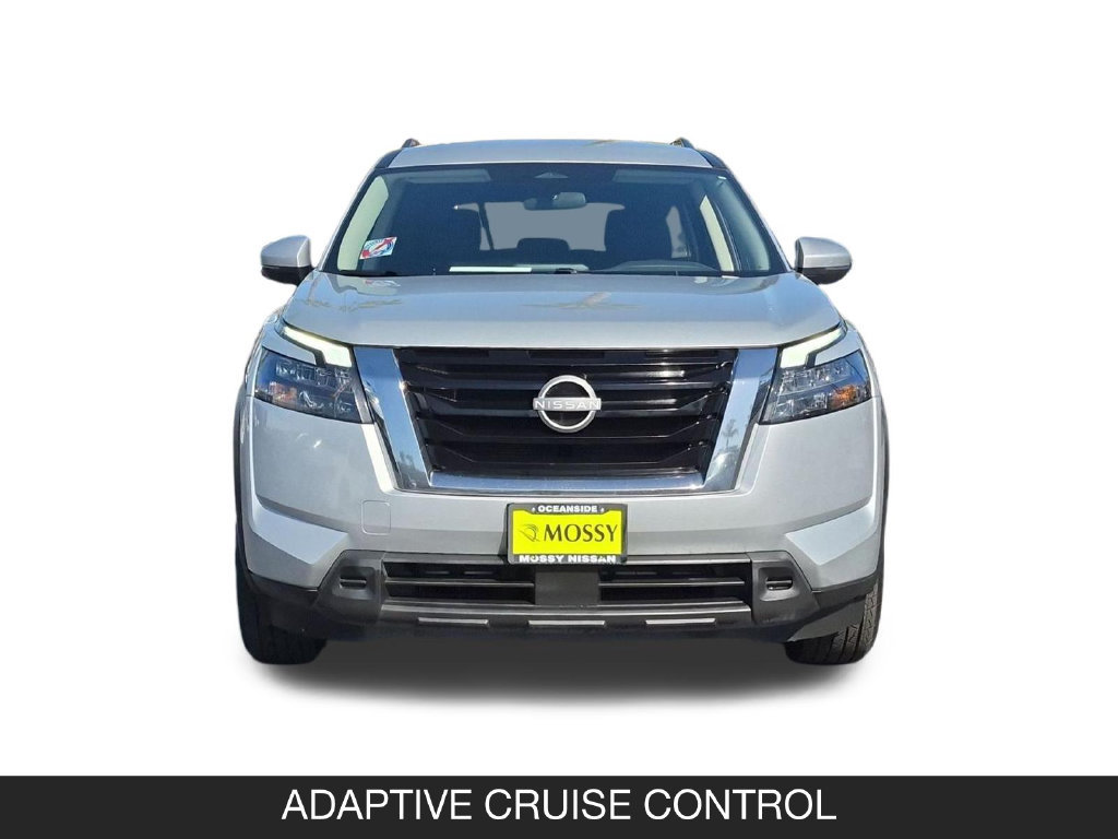 Used 2025 Nissan Pathfinder SV AWD/4WD image 4