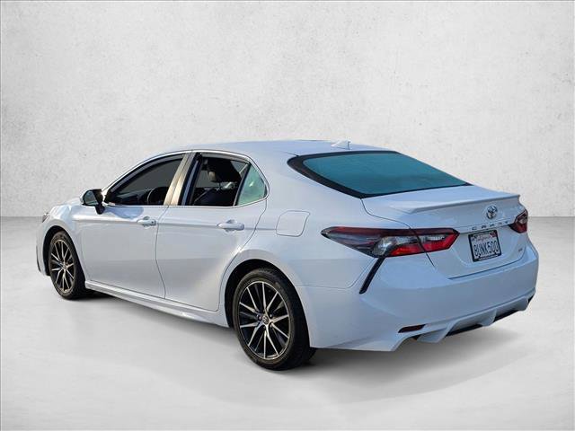 Used 2021 Toyota Camry SE image 7