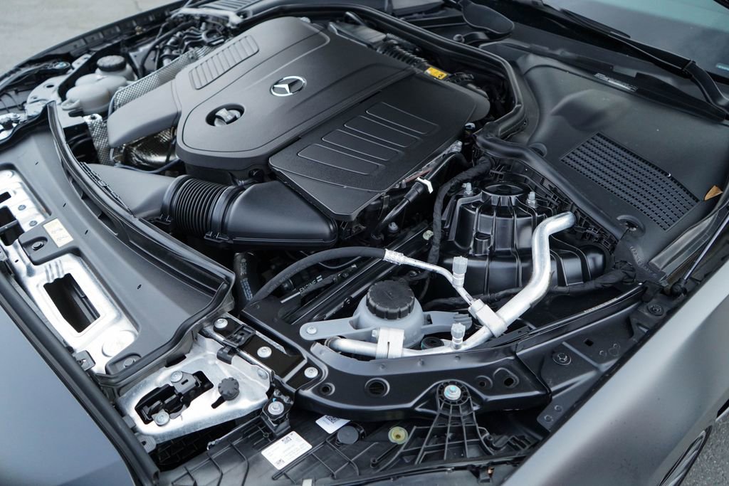 Used 2024 Mercedes-Benz C 300 Sedan image 36