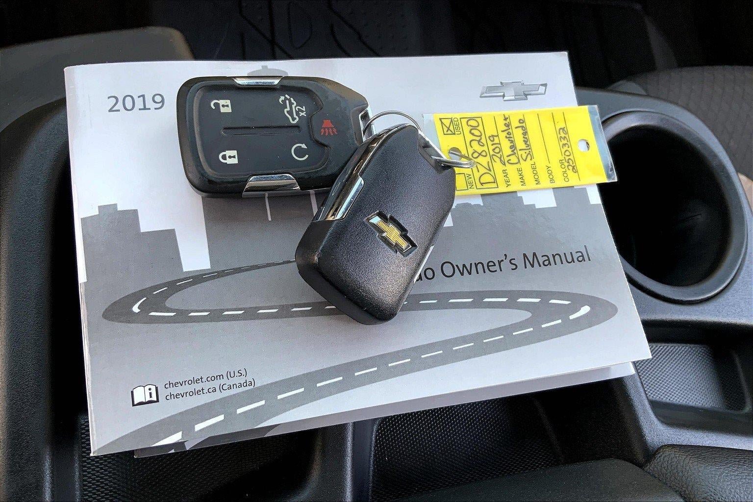 Used 2019 Chevrolet Silverado 1500 LT w/ All-Star Edition AWD/4WD image 11