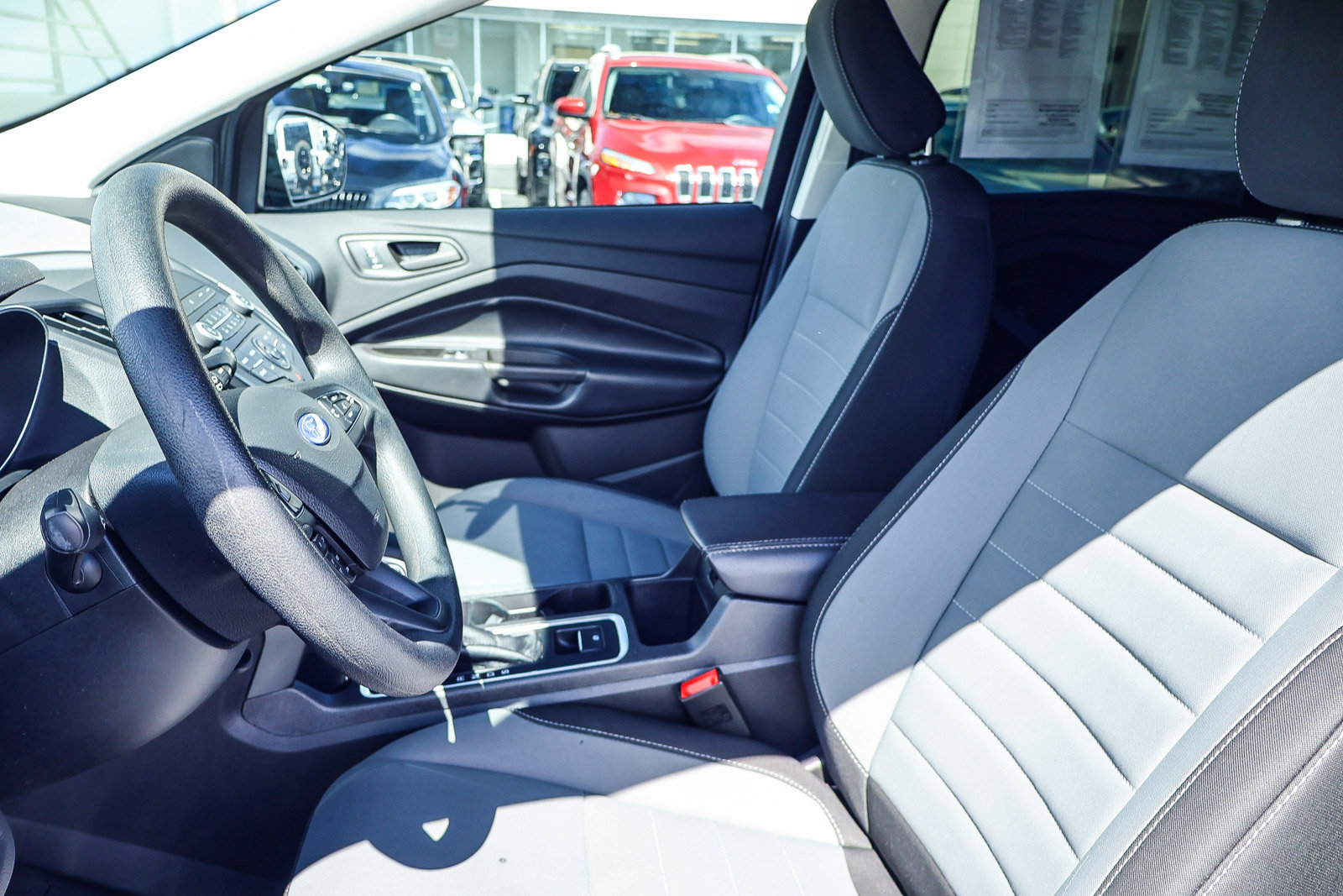 Used 2019 Ford Escape S image 12