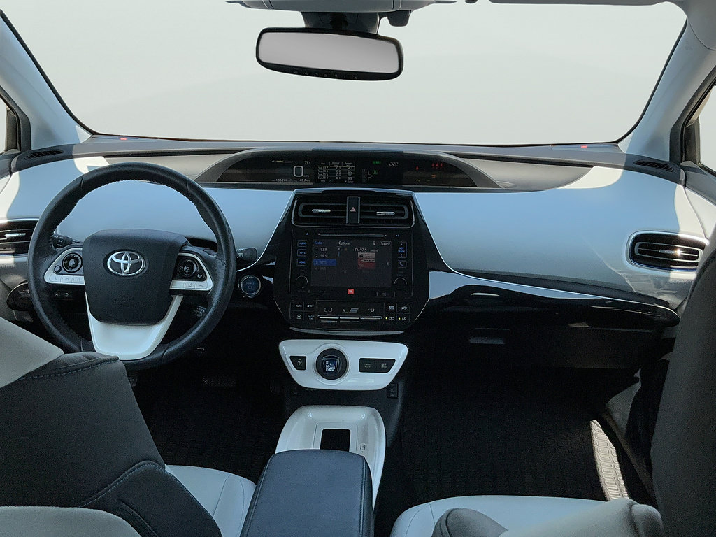 Used 2017 Toyota Prius Four Touring w/ Premium Convenience Package FWD image 10