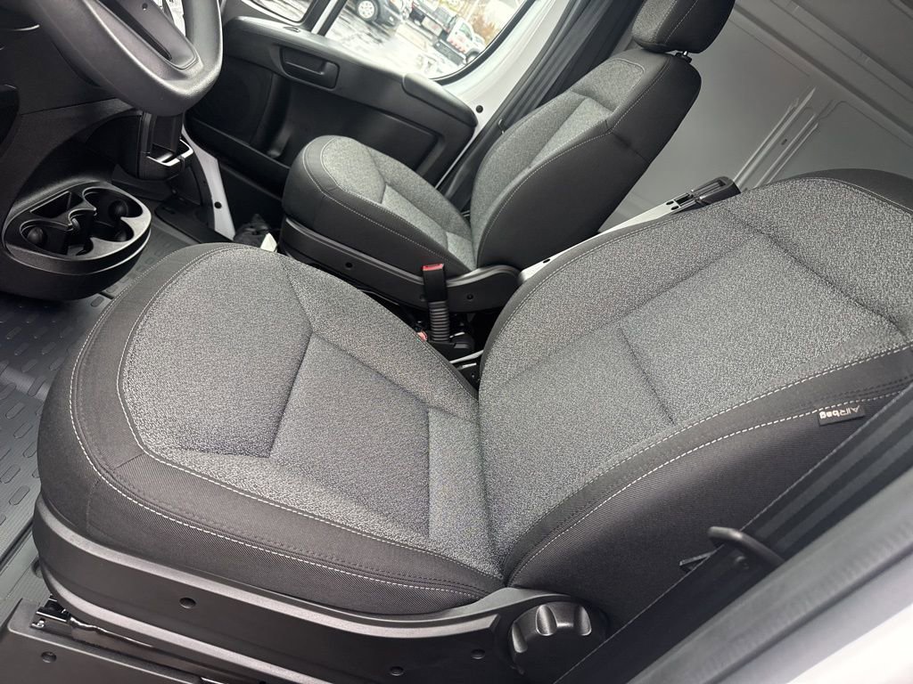 Used 2024 RAM ProMaster 2500 image 11