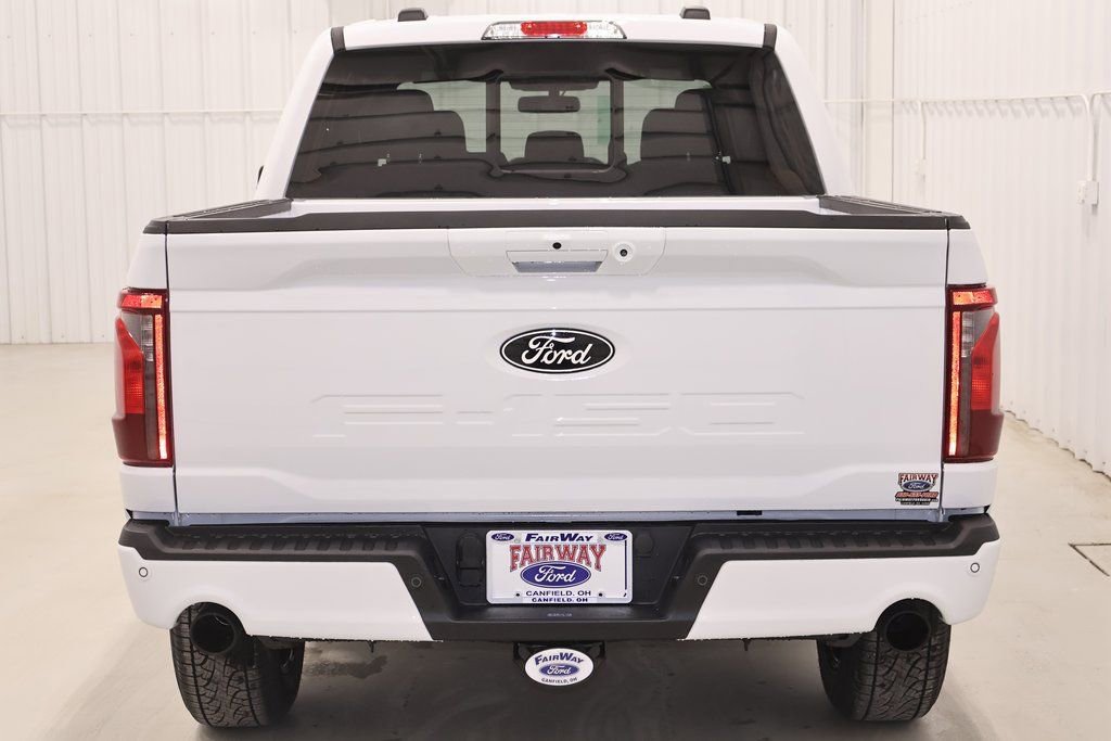 New 2026 Ford F150 XLT w/ Equipment Group 302A MID image 8