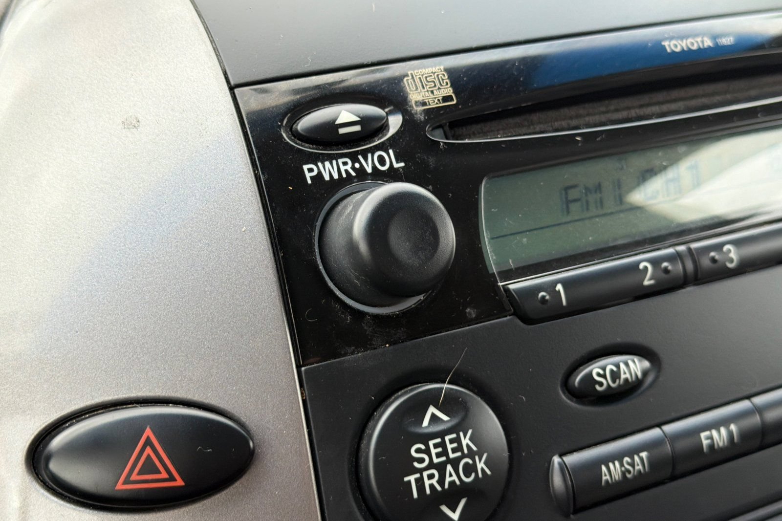 Used 2008 Toyota Sienna LE FWD image 31