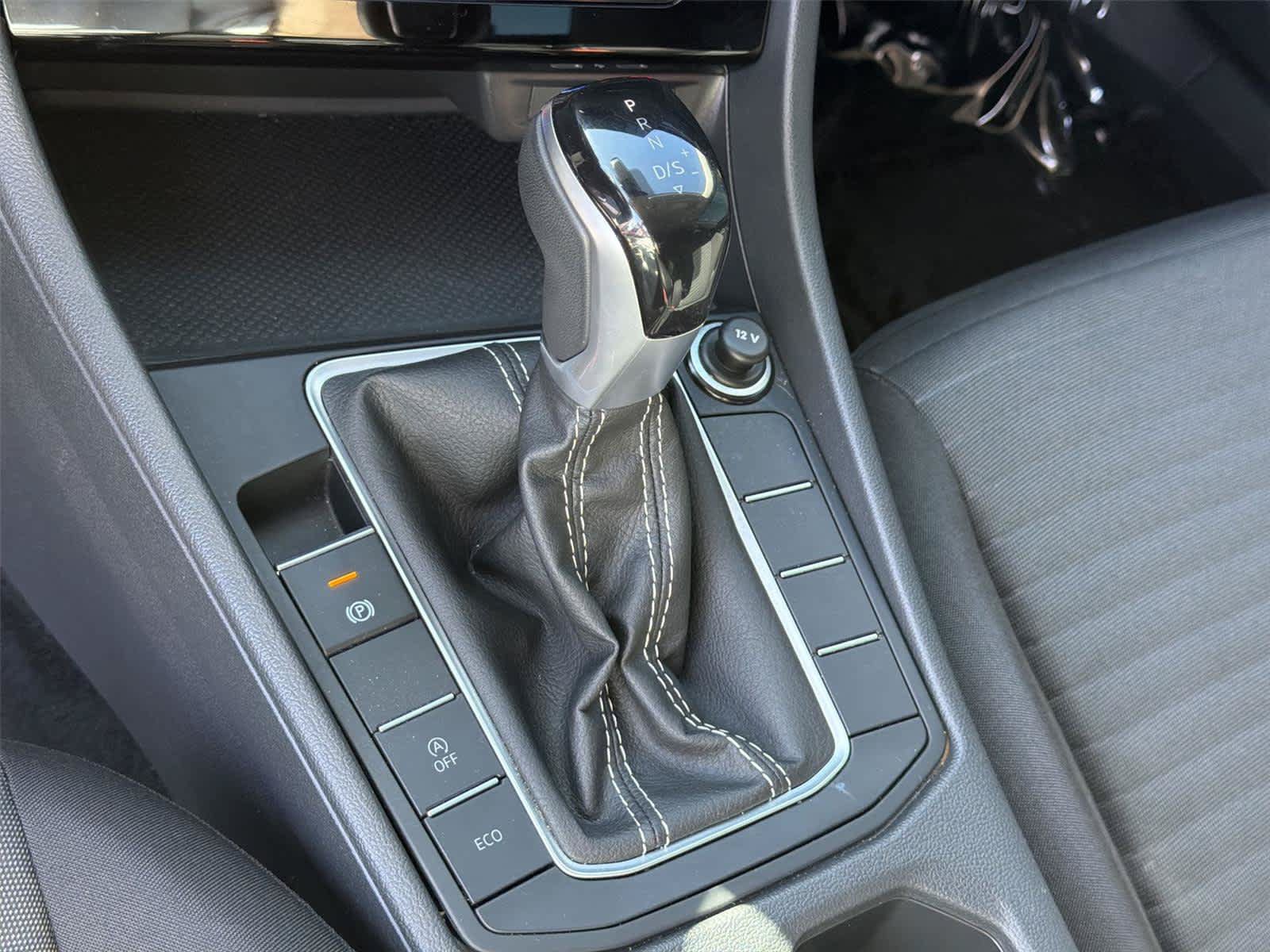 Used 2025 Volkswagen Jetta S FWD image 18