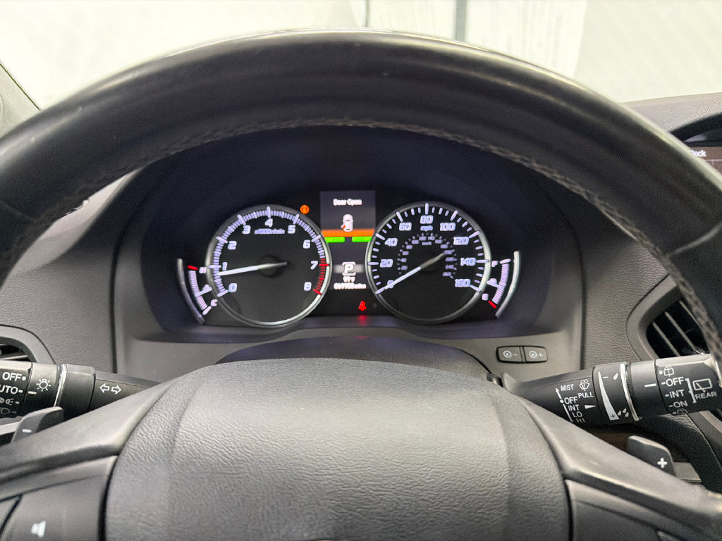 Used 2020 Acura MDX FWD image 29