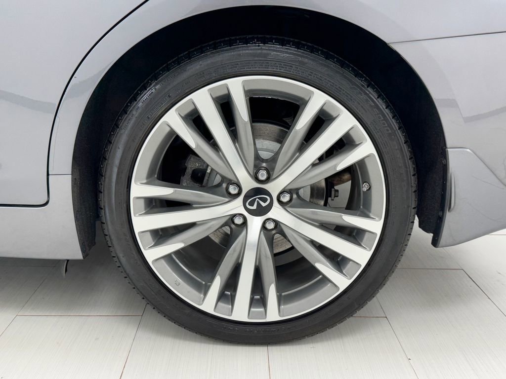 Used 2022 INFINITI Q50 Sensory image 40