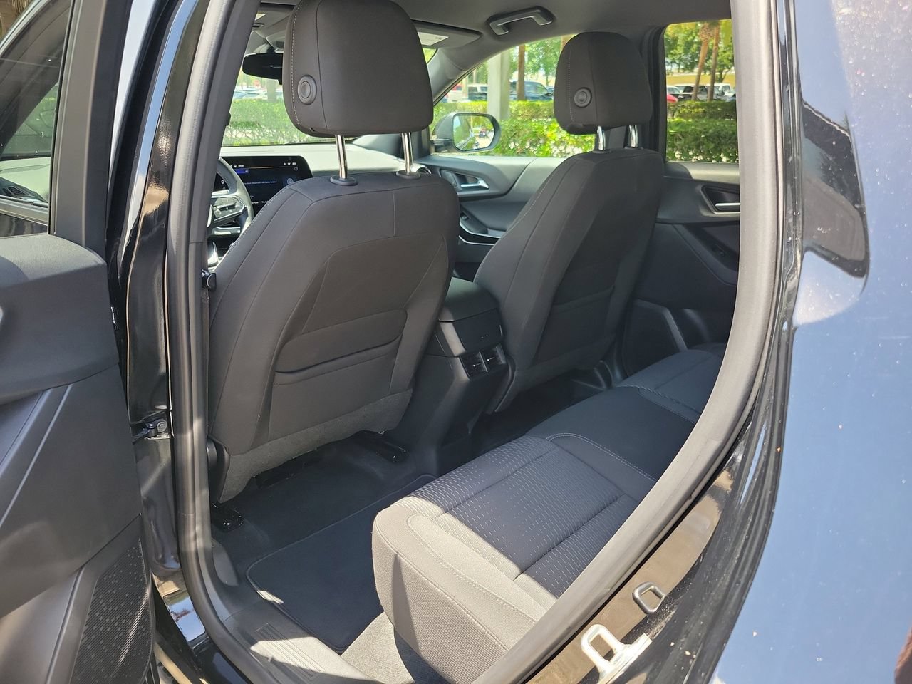 Used 2026 Chevrolet Equinox LT FWD image 8