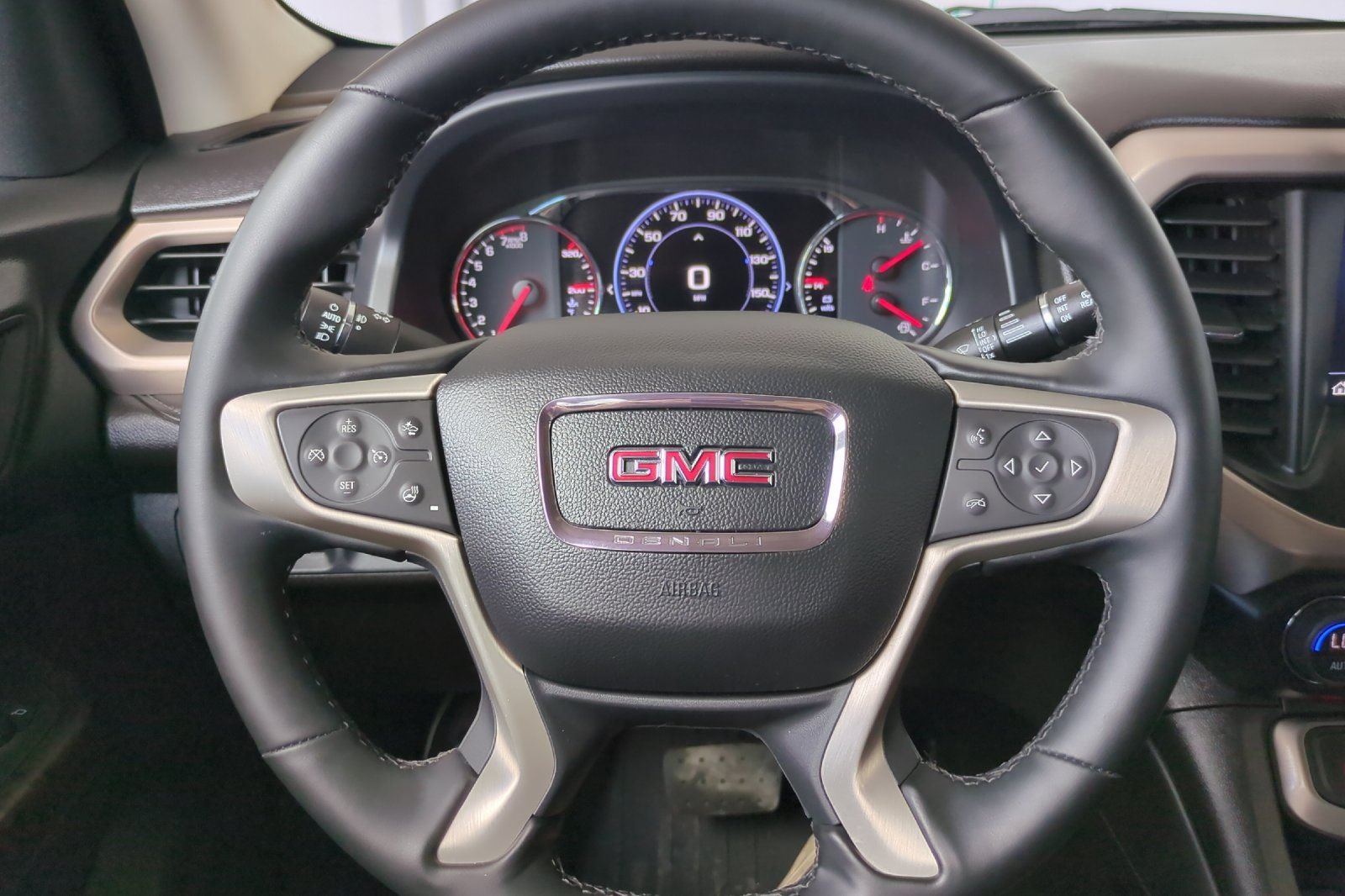 Used 2023 GMC Acadia Denali w/ Denali Ultimate Package AWD/4WD image 36