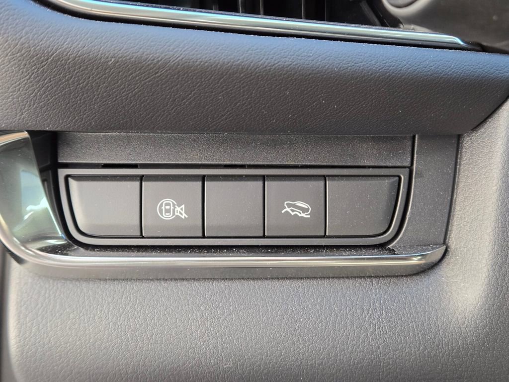 Used 2025 MAZDA CX-30 2.5 Turbo w/ Premium Package image 23