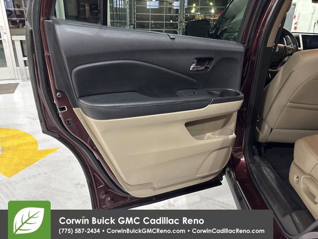 Used 2017 Honda Pilot Elite image 19