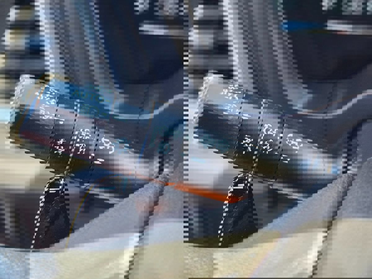 Used 2022 Honda HR-V EX image 38