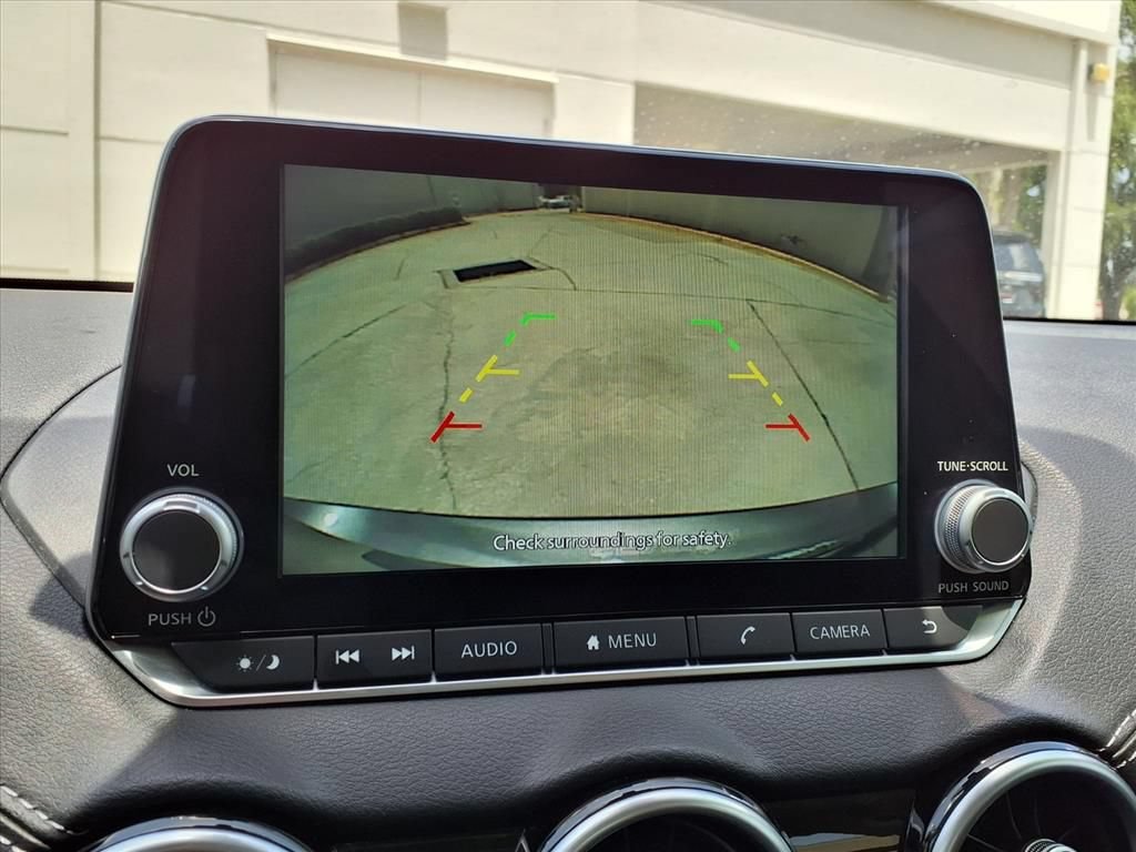 Used 2024 Nissan Sentra SV FWD image 29