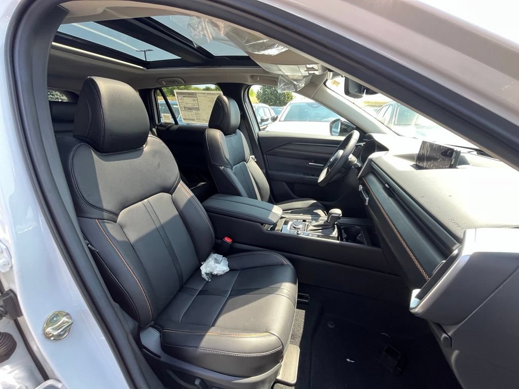 New 2026 MAZDA CX-50 AWD 2.5 Hybrid w/ Cargo Package image 12