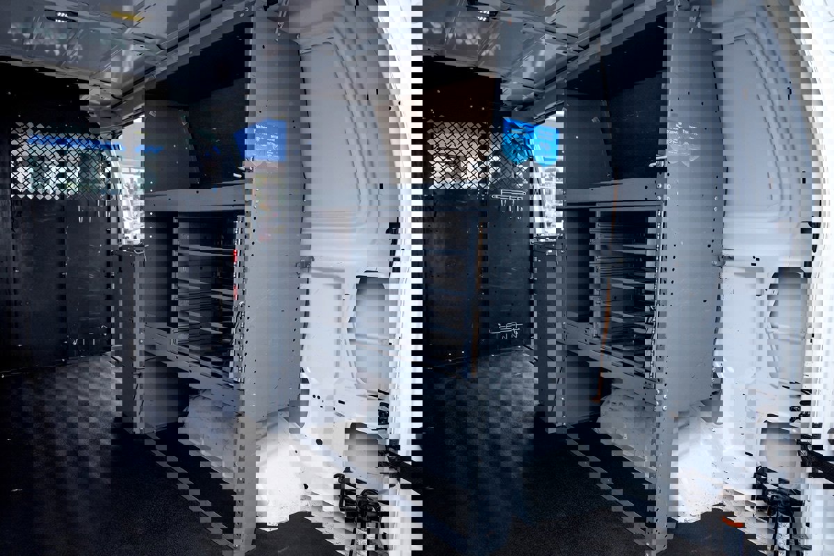 Used 2013 Ford E-150 and Econoline 150 image 13