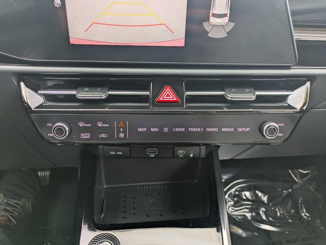Used 2025 Kia Niro EX FWD image 26