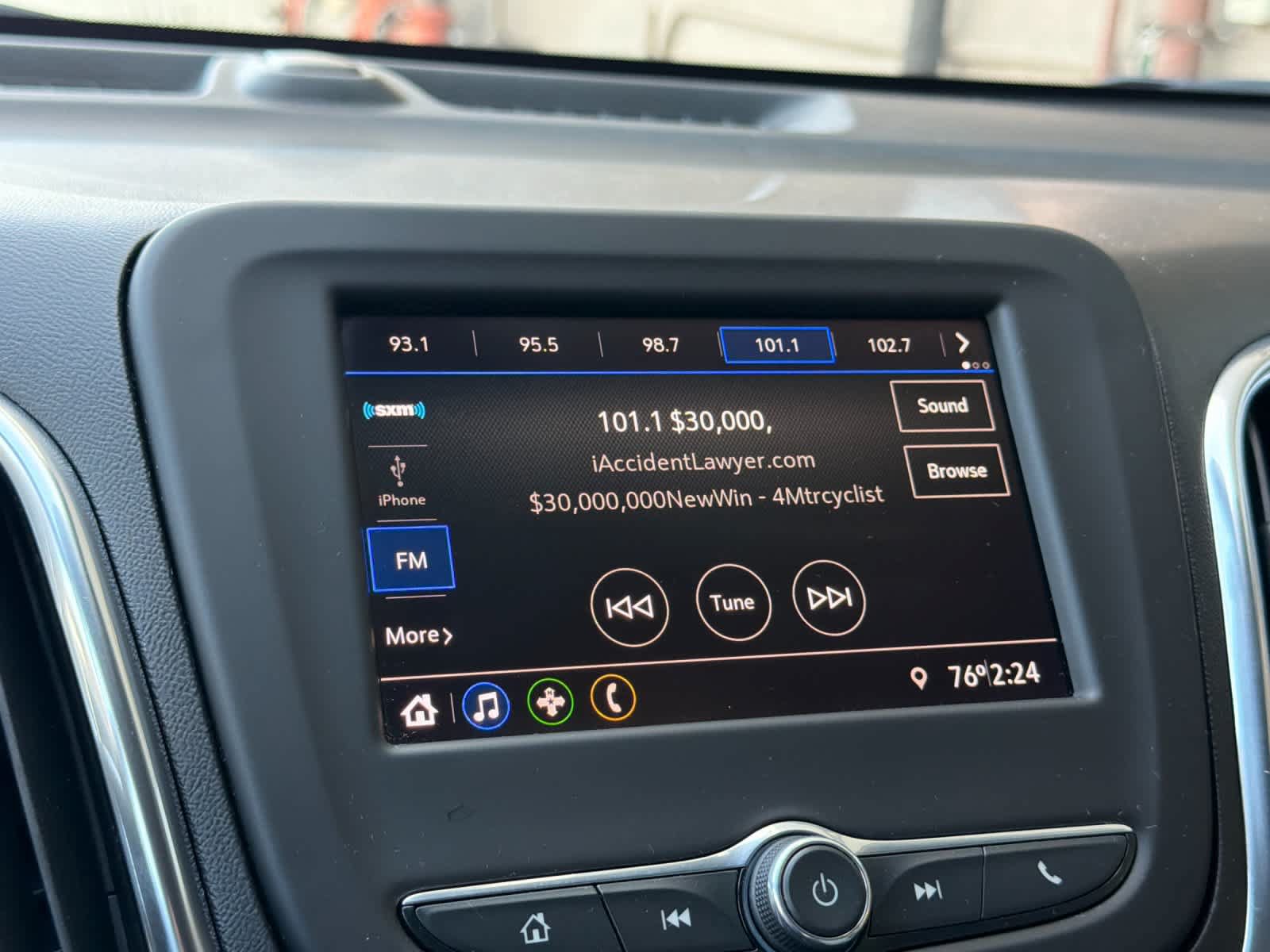 Used 2021 Chevrolet Equinox LT FWD image 18