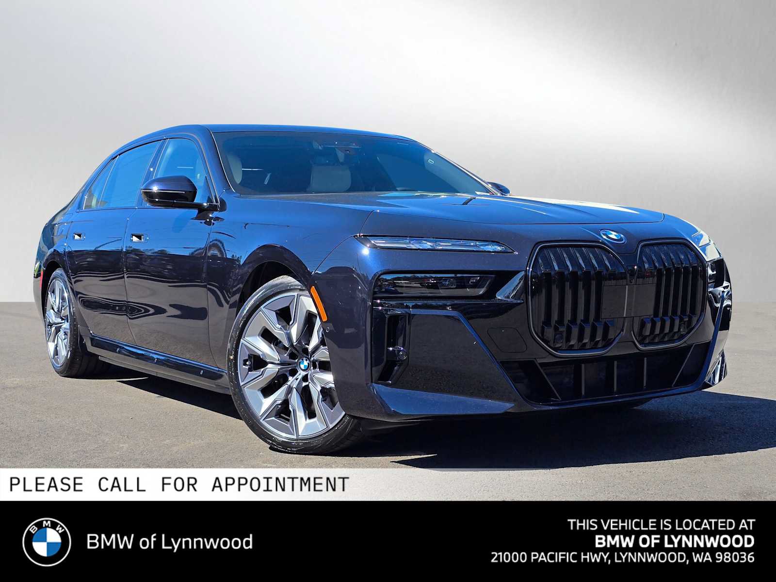 Used 2025 BMW 750e xDrive w/ Executive Package