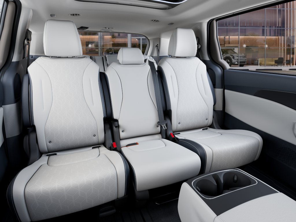 New 2026 Kia Carnival SX w/ SX Dark Edition Package FWD image 16