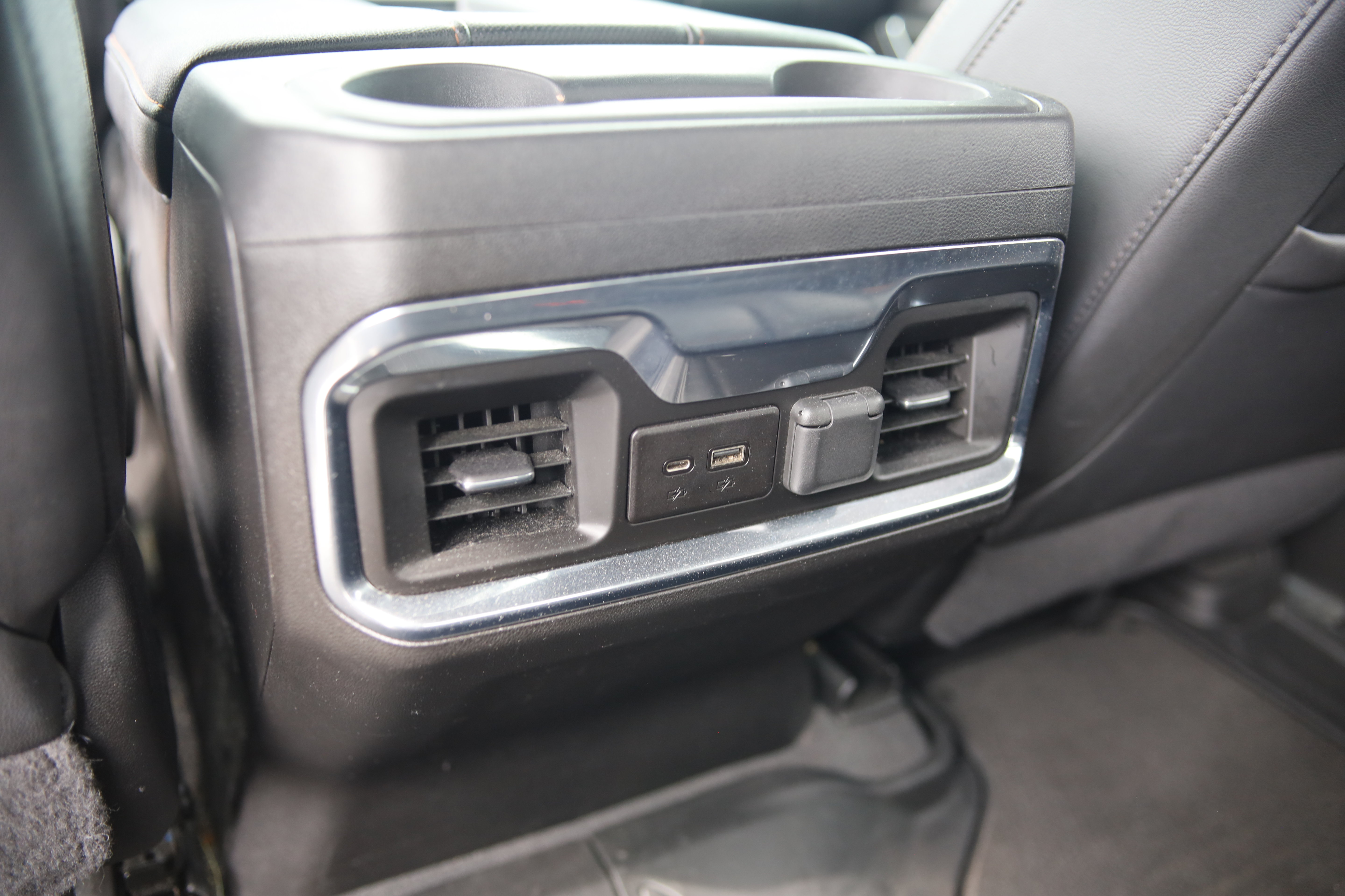Used 2022 GMC Sierra 1500 AT4 w/ AT4 Preferred Package AWD/4WD image 32