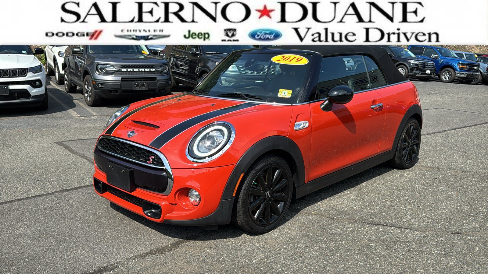 Used 2019 MINI Cooper S FWD image 1