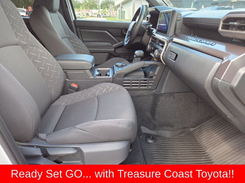 Used 2026 Toyota Tacoma SR5 AWD/4WD image 15
