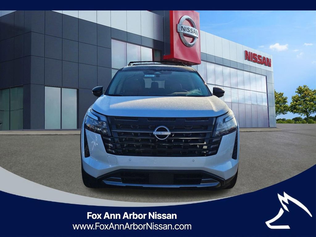 New 2026 Nissan Pathfinder Platinum image 8