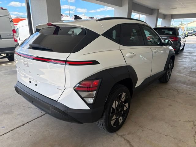 Used 2025 Hyundai Kona SEL AWD/4WD image 7