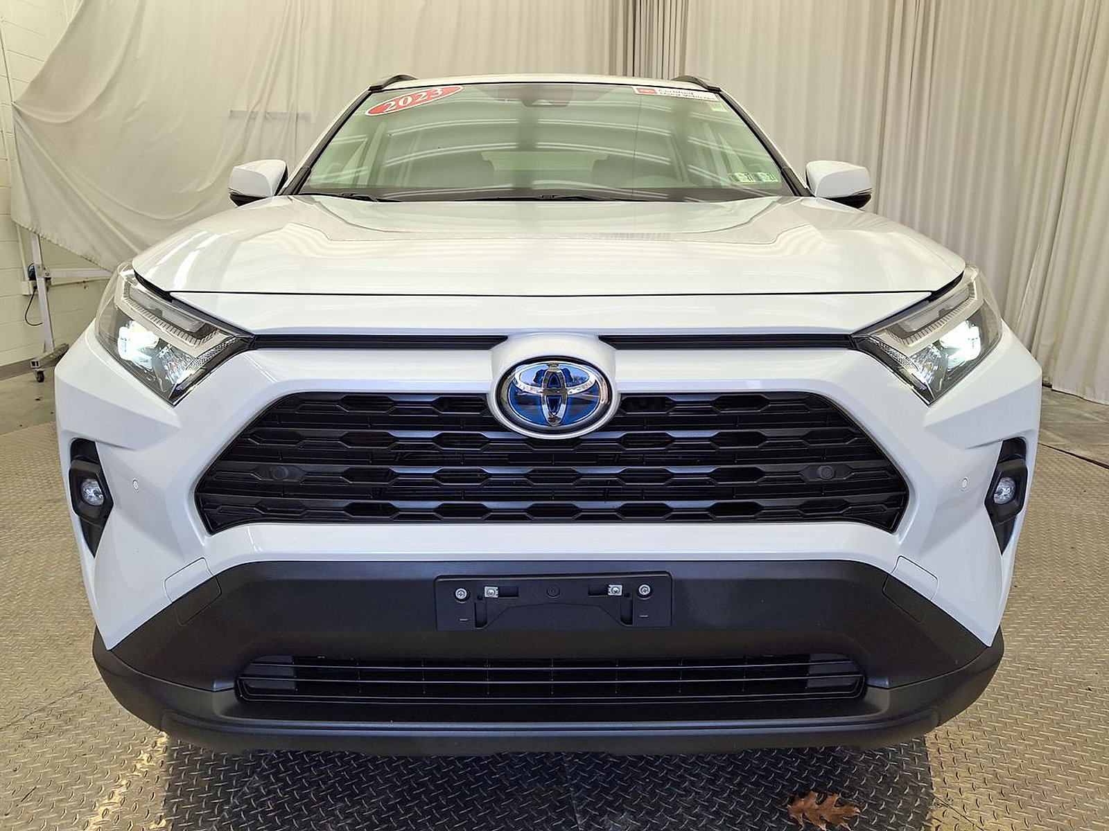 Certified 2023 Toyota RAV4 XLE Premium image 29