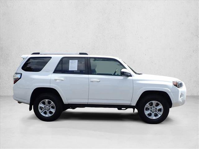 Certified 2019 Toyota 4Runner SR5 AWD/4WD image 4