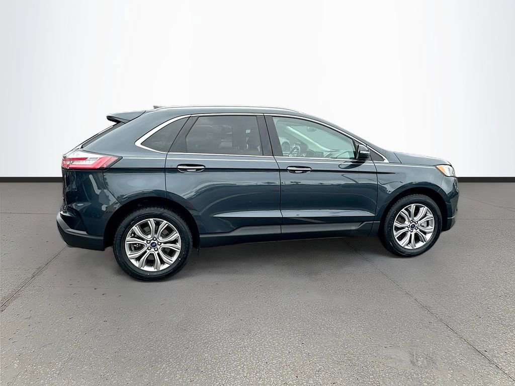 Used 2022 Ford Edge Titanium AWD/4WD image 8