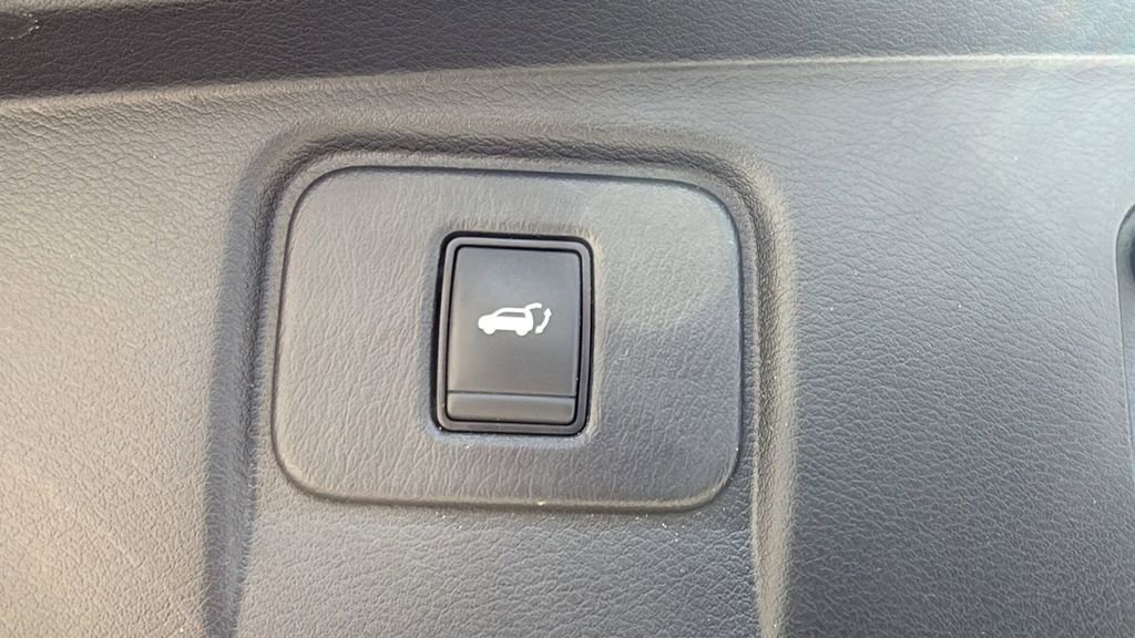 Used 2017 Nissan Murano Platinum w/ Platinum Technology Package image 10